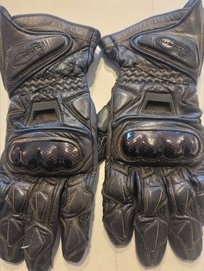 Sports Black Leather Motorcycle Gloves with Knuckle Protection